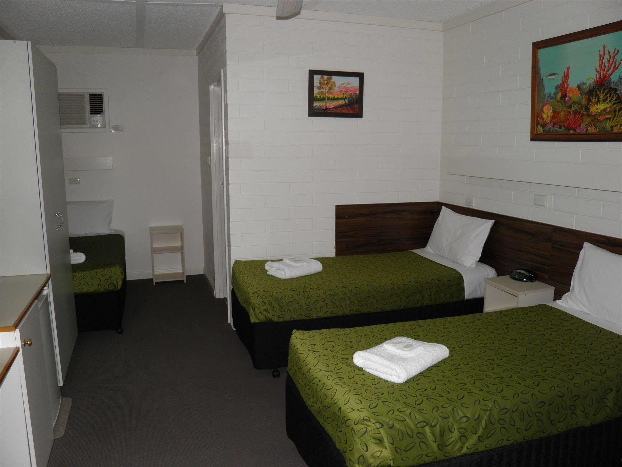 7Th Street Motel Милдьюра Экстерьер фото